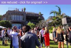 Posted image has been reduced in size. Size of original image (729474 KB) is 720 x 484 pixels. Click image to view full size and better quality!