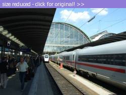 Posted image has been reduced in size. Size of original image (138004 KB) is 1024 x 768 pixels. Click image to view full size and better quality!