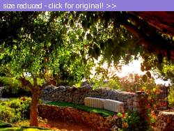 Posted image has been reduced in size. Size of original image (190480 KB) is 640 x 480 pixels. Click image to view full size and better quality!